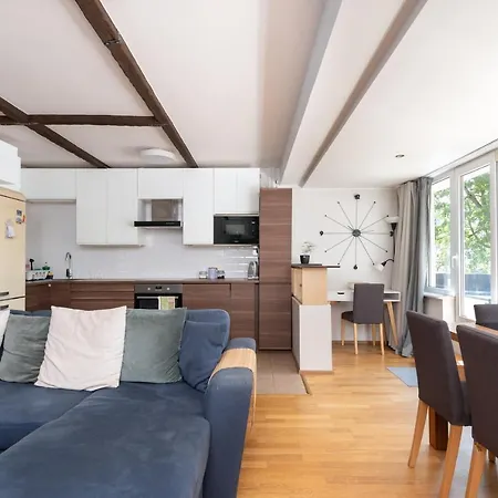 Apartment Hilltop - Arter City Centre *